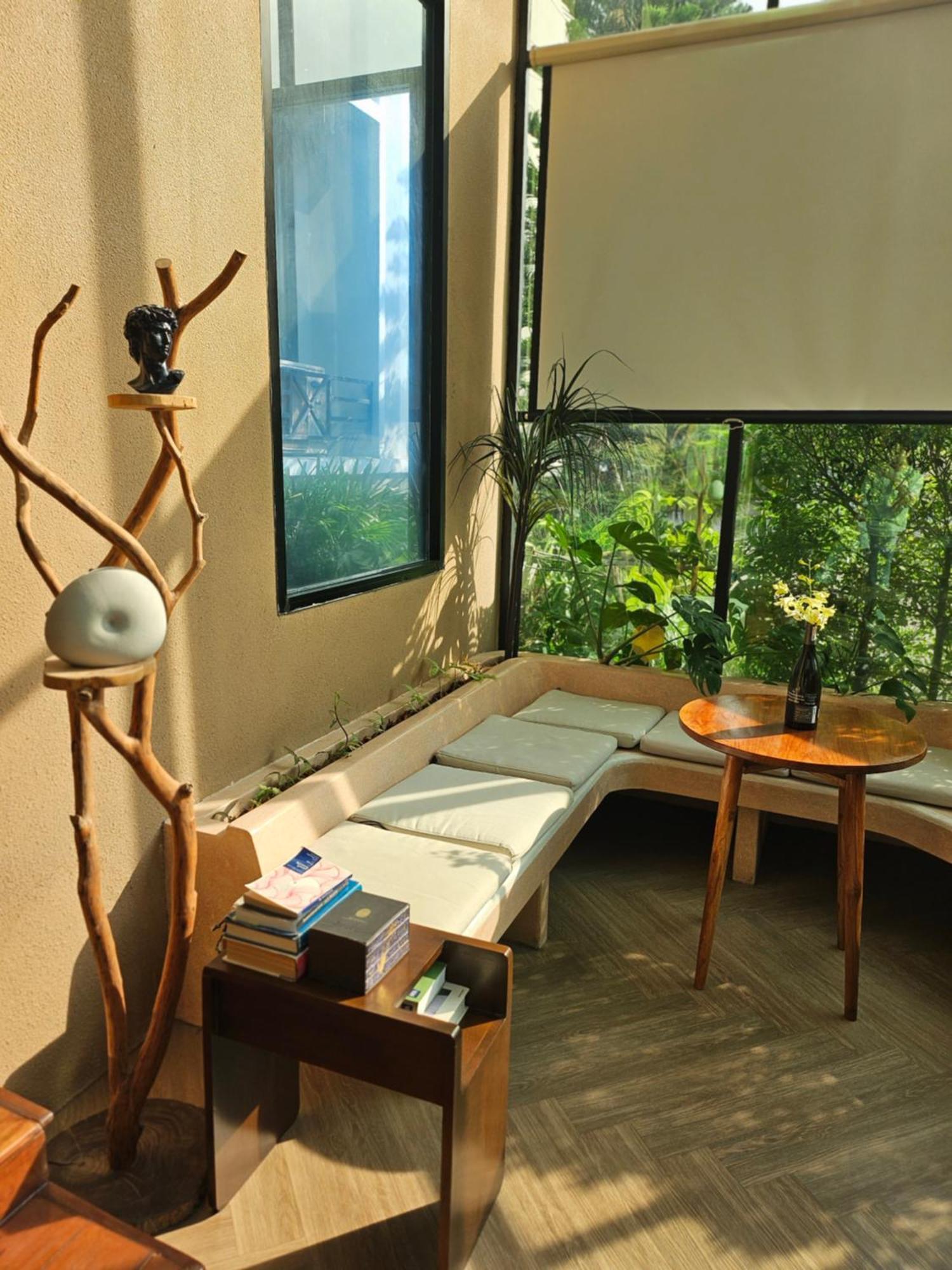 Polkadot Hostel Phitsanulok Exterior photo